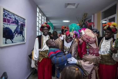 Fotos de la llegada de los Reyes Magos a Pamplona y de la cabalgata
