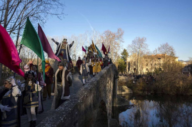 Fotos de la llegada de los Reyes Magos a Pamplona y de la cabalgata