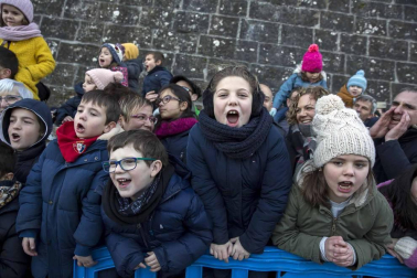 Fotos de la llegada de los Reyes Magos a Pamplona y de la cabalgata