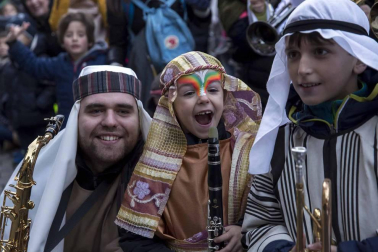 Fotos de la llegada de los Reyes Magos a Pamplona y de la cabalgata