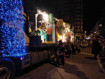 Fotos de la llegada de los Reyes Magos a Pamplona y de la cabalgata