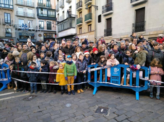 Fotos de la llegada de los Reyes Magos a Pamplona y de la cabalgata