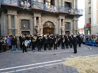 Fotos de la llegada de los Reyes Magos a Pamplona y de la cabalgata