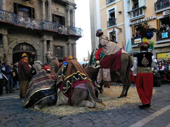 Fotos de la llegada de los Reyes Magos a Pamplona y de la cabalgata