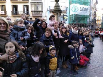 Fotos de la llegada de los Reyes Magos a Pamplona y de la cabalgata