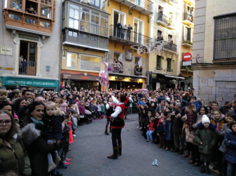 Fotos de la llegada de los Reyes Magos a Pamplona y de la cabalgata