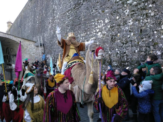 Fotos de la llegada de los Reyes Magos a Pamplona y de la cabalgata