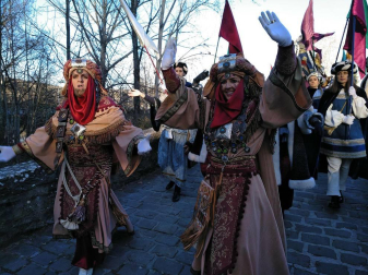 Fotos de la llegada de los Reyes Magos a Pamplona y de la cabalgata