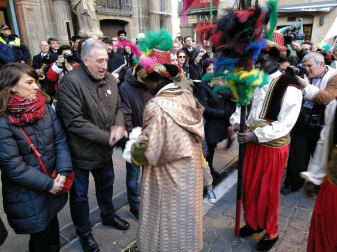 Fotos de la llegada de los Reyes Magos a Pamplona y de la cabalgata