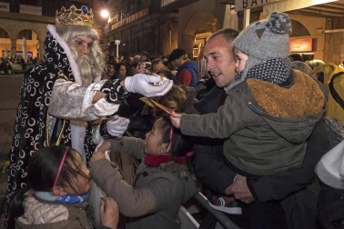 Fotos de la cabalgata de los Reyes Magos en Estella