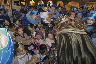 Fotos de la cabalgata de los Reyes Magos en Estella