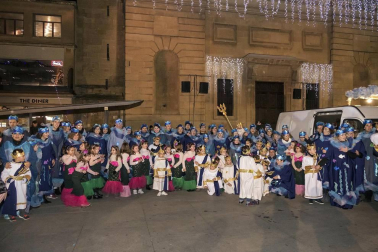 Fotos de la cabalgata de los Reyes Magos en Estella