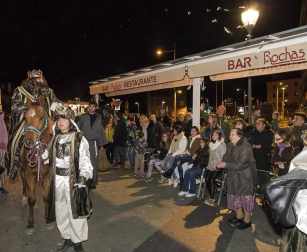 Fotos de la cabalgata de los Reyes Magos en Estella