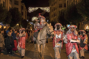 Fotos de la cabalgata de los Reyes Magos en Estella