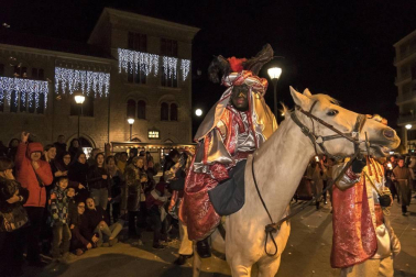 Fotos de la cabalgata de los Reyes Magos en Estella