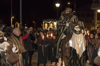 Fotos de la cabalgata de los Reyes Magos en Estella