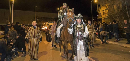 Fotos de la cabalgata de los Reyes Magos en Estella