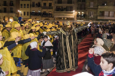 Fotos de la cabalgata de los Reyes Magos en Estella