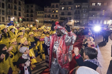 Fotos de la cabalgata de los Reyes Magos en Estella
