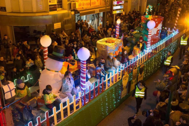 Fotos de la cabalgata de los Reyes Magos en Tudela