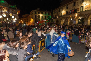 Fotos de la cabalgata de los Reyes Magos en Tudela