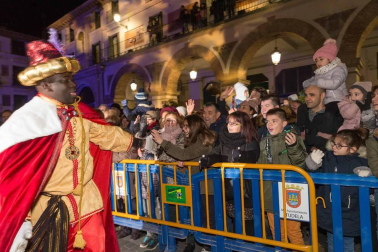 Fotos de la cabalgata de los Reyes Magos en Tudela