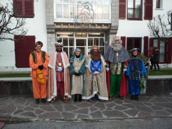 Fotos de las cabalgatas de los Reyes Magos en la Zona Norte 2019