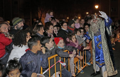 Fotos de las cabalgatas de los Reyes Magos en Barañáin, Beriáin, Mutilva, Villava, Ansoain, Berriozar, Huarte, Burlada, Orkoien, Beriain, Berrioplano, Sarriguren, Zizur y Noáin.