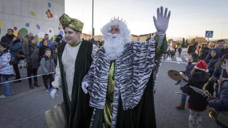 Fotos de las cabalgatas de los Reyes Magos en Barañáin, Beriáin, Mutilva, Villava, Ansoain, Berriozar, Huarte, Burlada, Orkoien, Beriain, Berrioplano, Sarriguren, Zizur y Noáin.