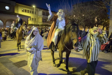 Fotos de las cabalgatas de los Reyes Magos en Barañáin, Beriáin, Mutilva, Villava, Ansoain, Berriozar, Huarte, Burlada, Orkoien, Beriain, Berrioplano, Sarriguren, Zizur y Noáin.