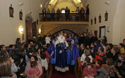 Fotos de las cabalgatas de los Reyes Magos en Barañáin, Beriáin, Mutilva, Villava, Ansoain, Berriozar, Huarte, Burlada, Orkoien, Beriain, Berrioplano, Sarriguren, Zizur y Noáin.