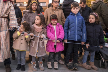 Fotos de las cabalgatas de los Reyes Magos en Barañáin, Beriáin, Mutilva, Villava, Ansoain, Berriozar, Huarte, Burlada, Orkoien, Beriain, Berrioplano, Sarriguren, Zizur y Noáin.