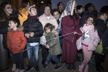 Fotos de las cabalgatas de los Reyes Magos en Barañáin, Beriáin, Mutilva, Villava, Ansoain, Berriozar, Huarte, Burlada, Orkoien, Beriain, Berrioplano, Sarriguren, Zizur y Noáin.