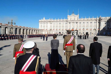 Los Reyes Felipe y Letizia presiden la tradicional celebración de la Pascua Militar. Asisten el presidente del Gobierno, Pedro Sánchez, y los ministros de Defensa, Margarita Robles, e Interior, Fernando Grande-Marlaska.