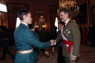 Los Reyes Felipe y Letizia presiden la tradicional celebración de la Pascua Militar. Asisten el presidente del Gobierno, Pedro Sánchez, y los ministros de Defensa, Margarita Robles, e Interior, Fernando Grande-Marlaska.