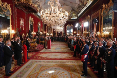 Los Reyes Felipe y Letizia presiden la tradicional celebración de la Pascua Militar. Asisten el presidente del Gobierno, Pedro Sánchez, y los ministros de Defensa, Margarita Robles, e Interior, Fernando Grande-Marlaska.