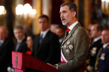 Los Reyes Felipe y Letizia presiden la tradicional celebración de la Pascua Militar. Asisten el presidente del Gobierno, Pedro Sánchez, y los ministros de Defensa, Margarita Robles, e Interior, Fernando Grande-Marlaska.