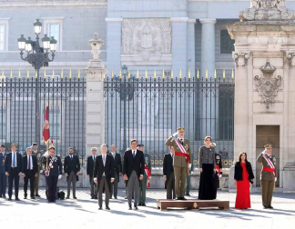 Los Reyes Felipe y Letizia presiden la tradicional celebración de la Pascua Militar. Asisten el presidente del Gobierno, Pedro Sánchez, y los ministros de Defensa, Margarita Robles, e Interior, Fernando Grande-Marlaska.
