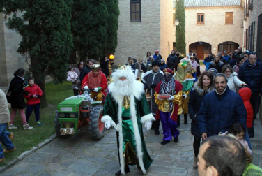 Fotos de las cabalgatas de los Reyes Magos en Ablitas, Arguedas, Fustiñana, Murchante, Buñiuel, Cortes, Cascante, Villafranca, Cintruénigo, Cadreita, Corella, Fitero, Milagro, Tulebras, Fontellas, Monteagudo, Ribaforada, Cabanillas y Valtierra.