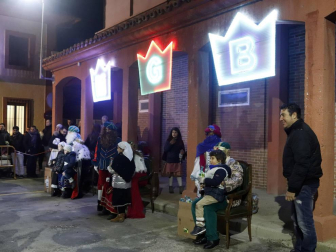 Fotos de las cabalgatas de los Reyes Magos en Ablitas, Arguedas, Fustiñana, Murchante, Buñiuel, Cortes, Cascante, Villafranca, Cintruénigo, Cadreita, Corella, Fitero, Milagro, Tulebras, Fontellas, Monteagudo, Ribaforada, Cabanillas y Valtierra.