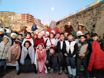 Fotos de las cabalgatas de los Reyes Magos en Ayegui, Andosilla, Azagra, San Adrián, Lodosa, Sartaguda y Viana.