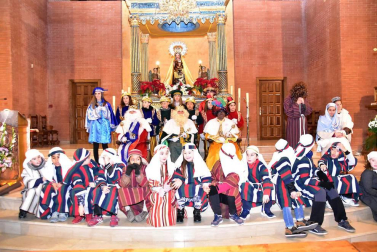 Fotos de las cabalgatas de los Reyes Magos en Ayegui, Andosilla, Azagra, San Adrián, Lodosa, Sartaguda y Viana.