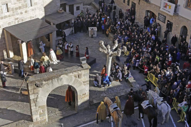 Fotos del Misterio de los Reyes Magos en Sangüesa