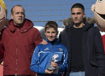 Los protagonistas de los diferentes premios otorgados en la ceremonia de clausura del torneo celebrada el lunes, 7 de enero.