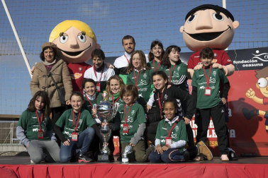 Los protagonistas de los diferentes premios otorgados en la ceremonia de clausura del torneo celebrada el lunes, 7 de enero.