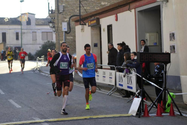 Fotos de los participantes en el XXXI Croos de Reyes de Larraga