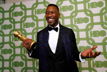 'Green Book', con tres premios, y 'Bohemian Rhapsody' y 'Roma', con dos, se repartieron la gloria en la 76 edición de los Globos de Oro