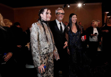 'Green Book', con tres premios, y 'Bohemian Rhapsody' y 'Roma', con dos, se repartieron la gloria en la 76 edición de los Globos de Oro