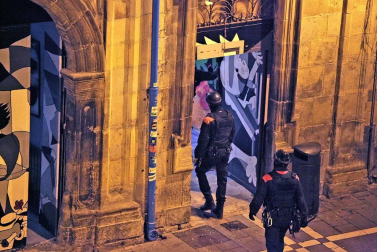 Operación en el Palacio Marqués del Rozalejo para inspeccionar el gaztetxe Maravillas.