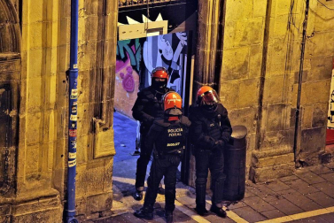 Operación en el Palacio Marqués del Rozalejo para inspeccionar el gaztetxe Maravillas.
